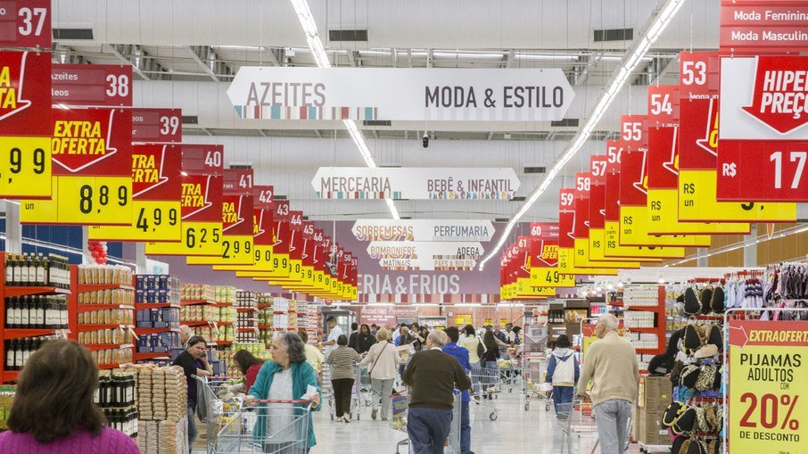 Perto de fechar, hipermercado com lojas no RN faz mega promoção, com descontos de até 50%