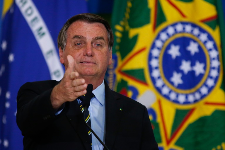 Bolsonaro sobre eleitor do PT: “Quer que ladrão volte a comandar país”