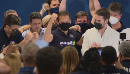 Doria vence prévias e será candidato do PSDB à Presidência