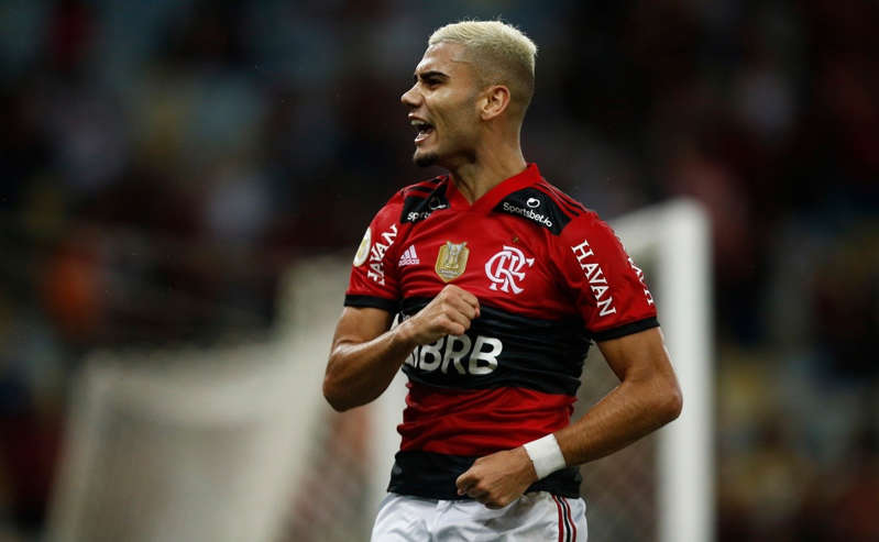 Após erro de Andreas Pereira, Flamengo toma atitude