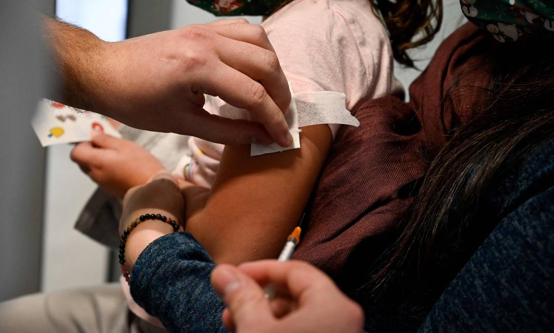 Ministério da Saúde não exigirá receita médica para vacinar crianças contra a Covid-19
