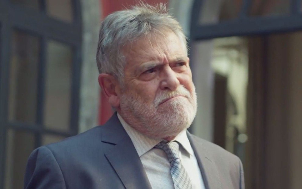 De saída da Globo, famoso ator assina com streaming fora do país