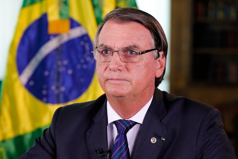 Bolsonaro responsabiliza pandemia pela alta da inflação