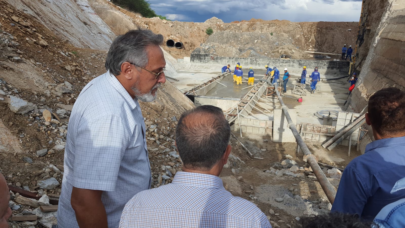 Barragem recuperada no RN poderá receber 20 milhões de metros cúbicos de água este mês, diz ministro