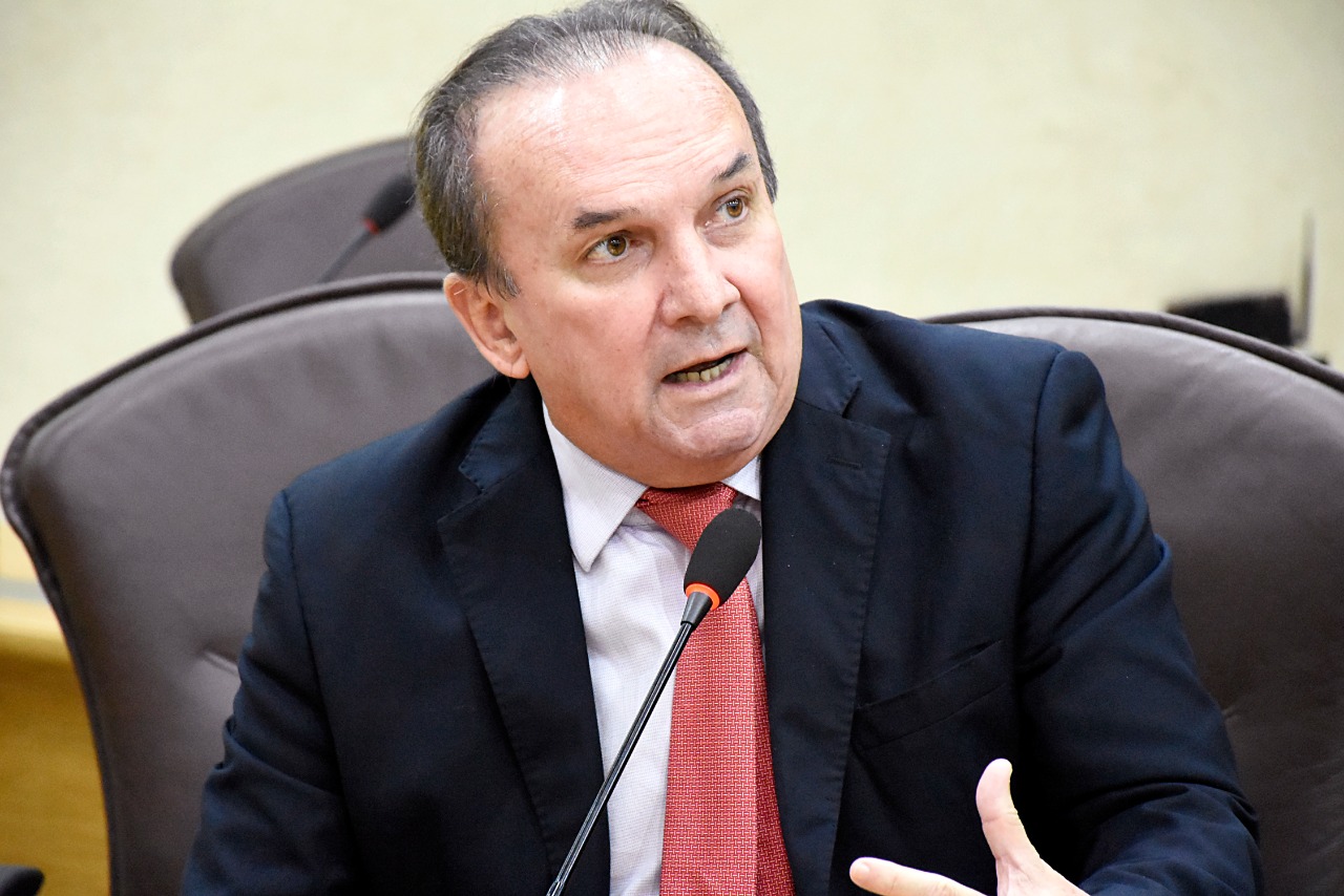 Deputado rebate parlamentar do PT do RN: "Estou fora dessa bandidagem aqui do estado do PT"