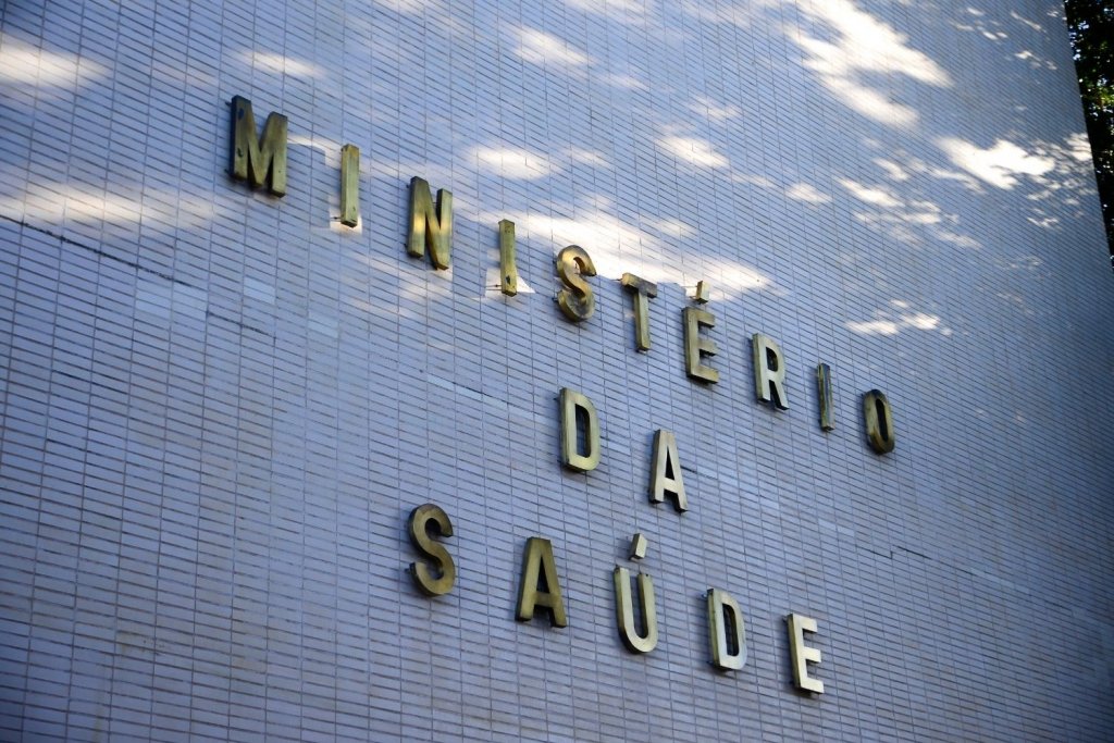 Ministério da Saúde confirma que causa de arritmia em criança não foi reação à vacina