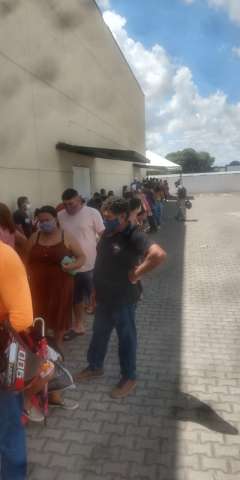 Em Natal, Centro de Enfrentamento às Síndromes Gripais tem longa fila para exames