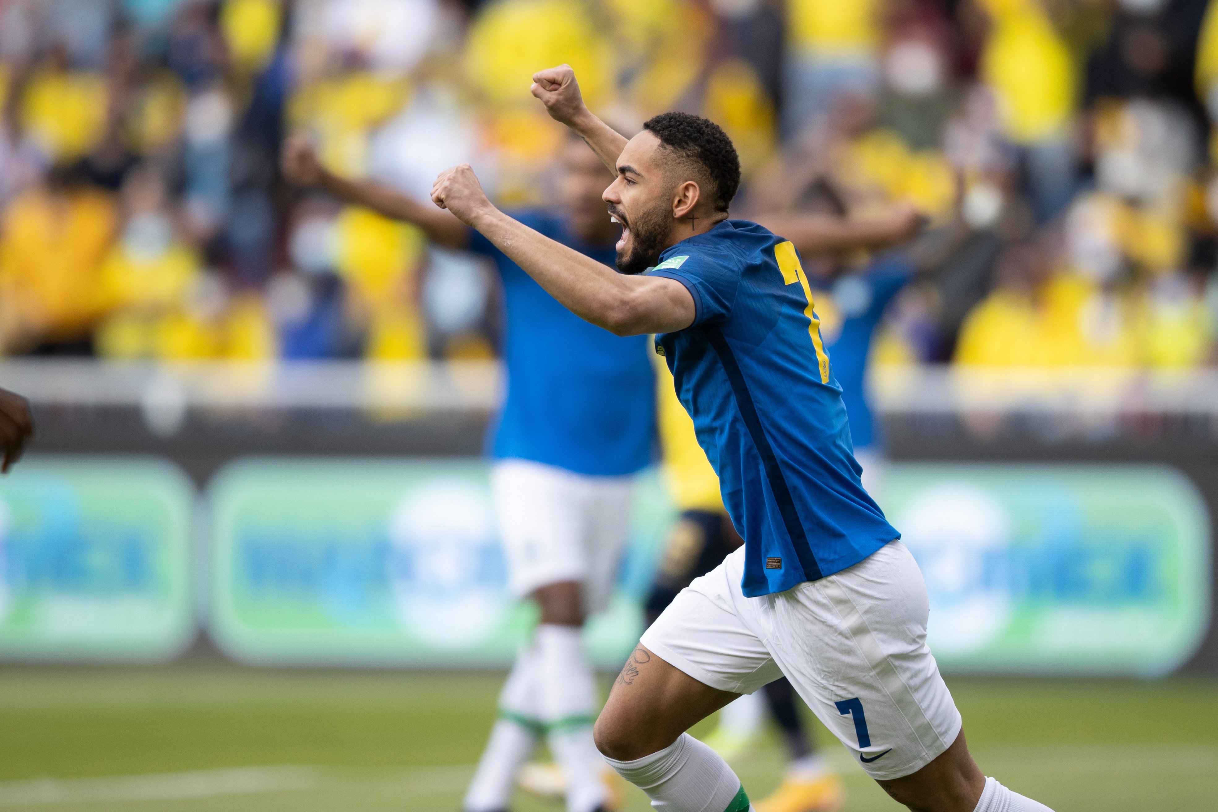 Com começo movimentado e expulsões, Brasil empata com Equador; confira os gols