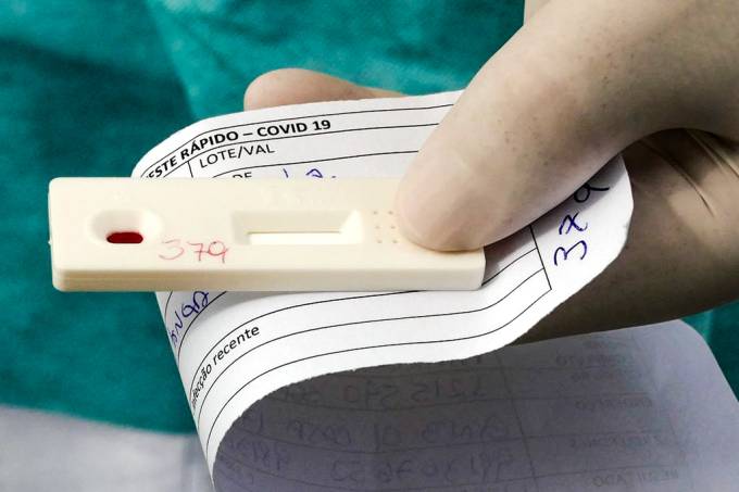 Em decisão unânime, Anvisa autoriza venda de autotestes de covid no Brasil