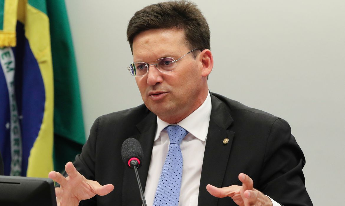 Recursos para programas sociais triplicaram no Governo Bolsonaro, diz ministro