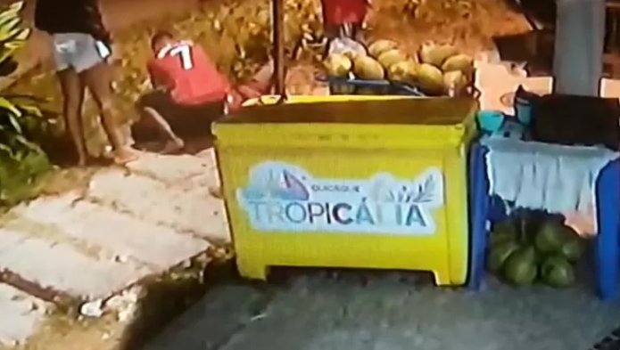 Testemunhas afirmam que ouviram de agressores que congolês teria recebido 'corretivo por roubar'