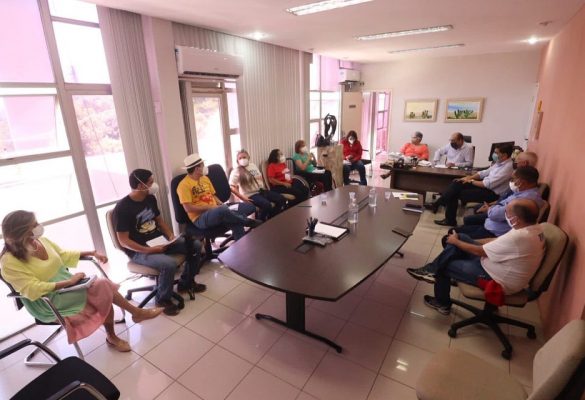 Governo Fátima propõe pagar menos da metade do reajuste do Piso salarial para professores