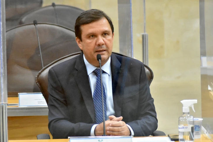 Deputado estadual solicita implantação de UTI pediátrica em Hospital Regional de Pau dos Ferros