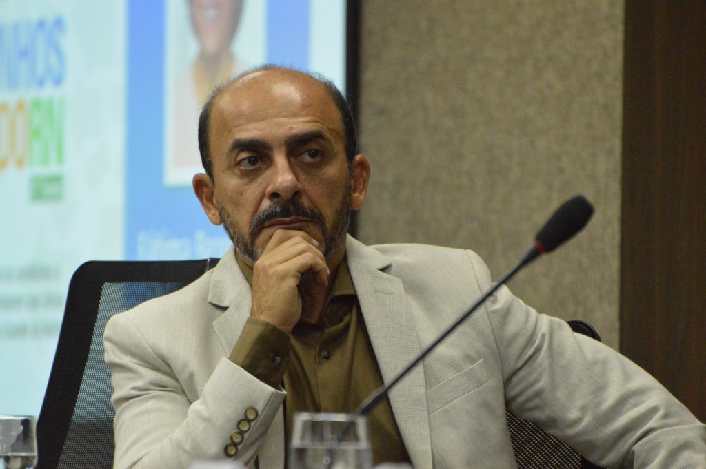 Vice-governador do RN afirma que ADTS está resolvido e deixa no ar que policiais querem "aumento"