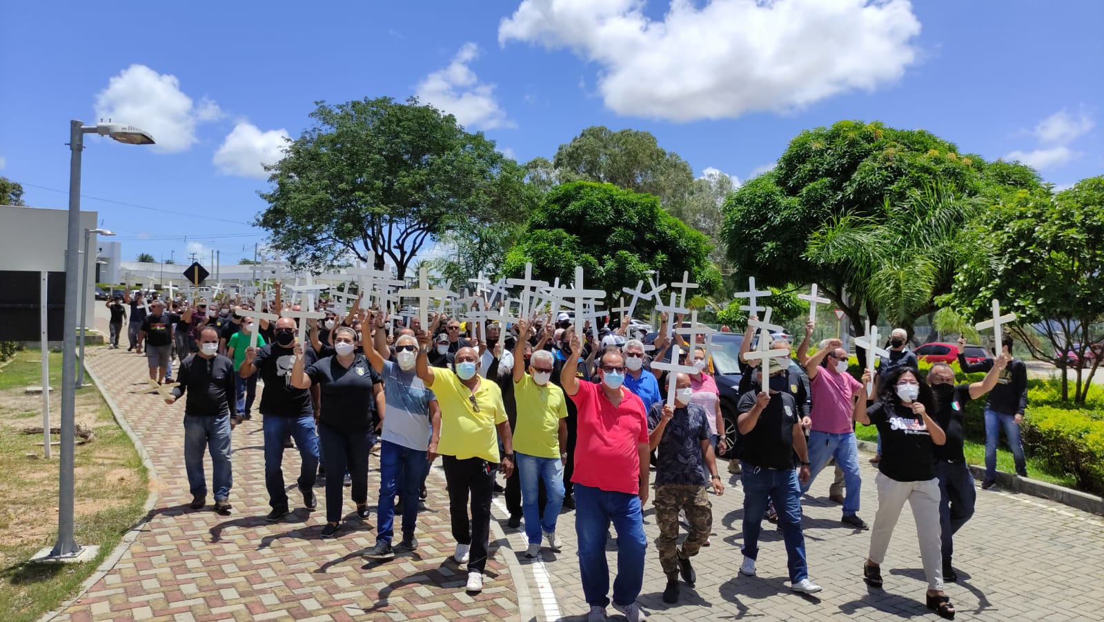 VÍDEO: Policiais civis ocupam Governadoria e cobram reunião com Fátima