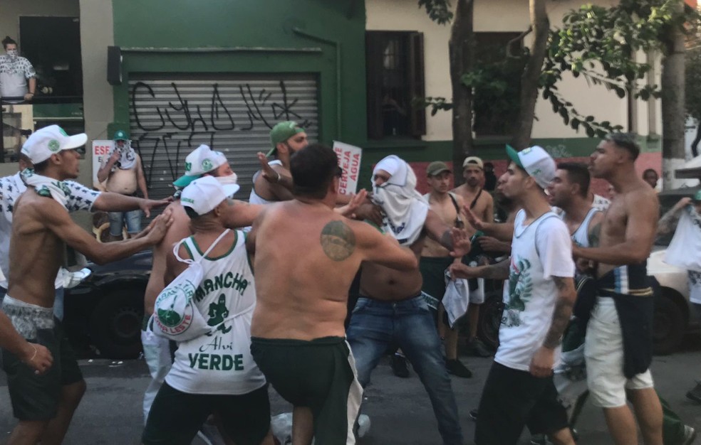 Morre torcedor do Palmeiras baleado durante briga de torcida