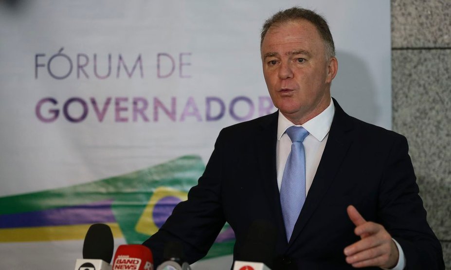 Governador do PSB detona PT: pensam ser "guardiões da pureza ideológica"