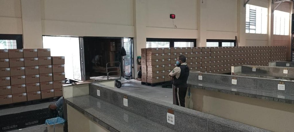 RN recebe 1300 novas urnas eletrônicas para eleições deste ano