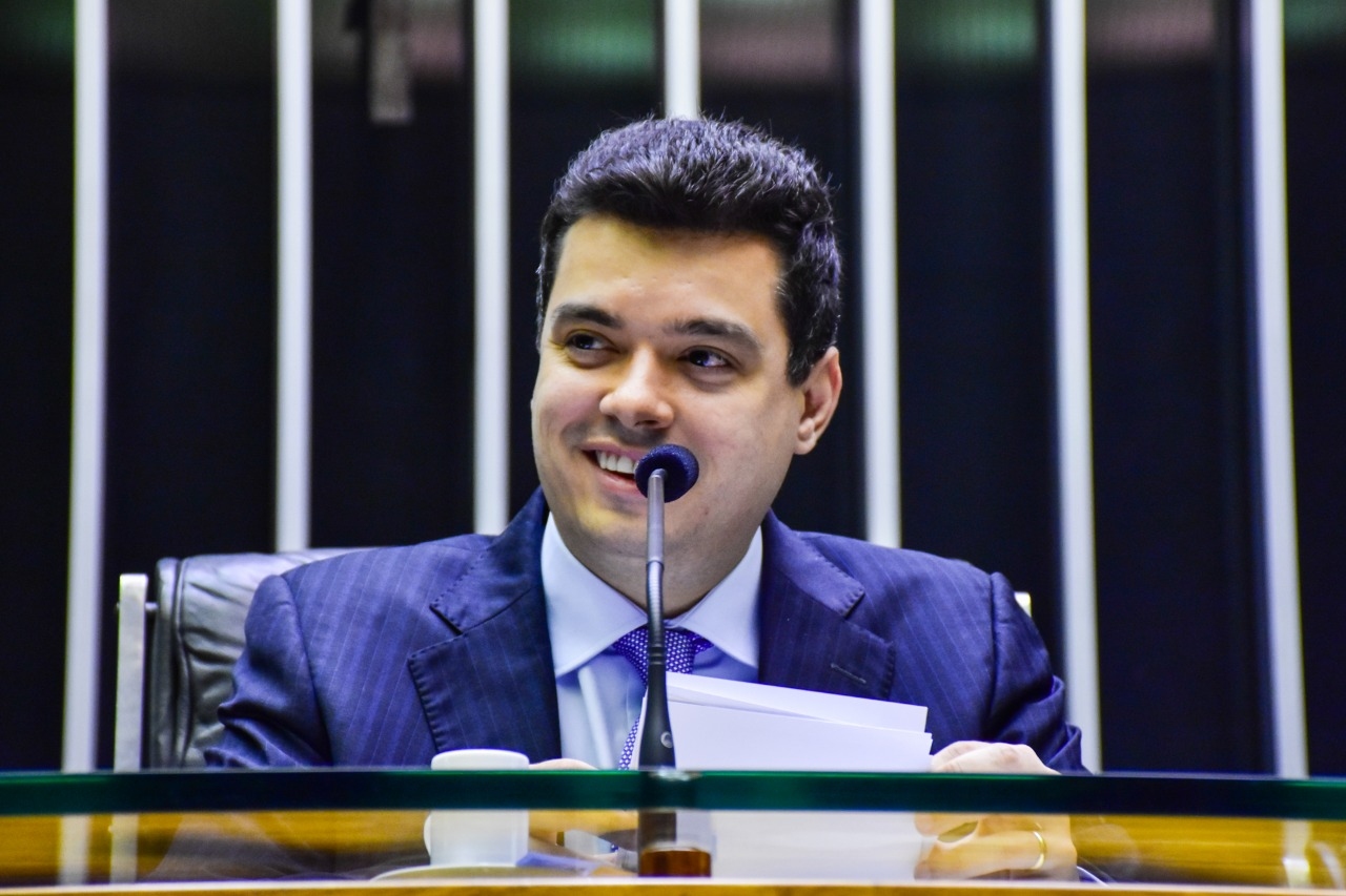 Walter Alves decide aliança do MDB com PT ou PSDB em março