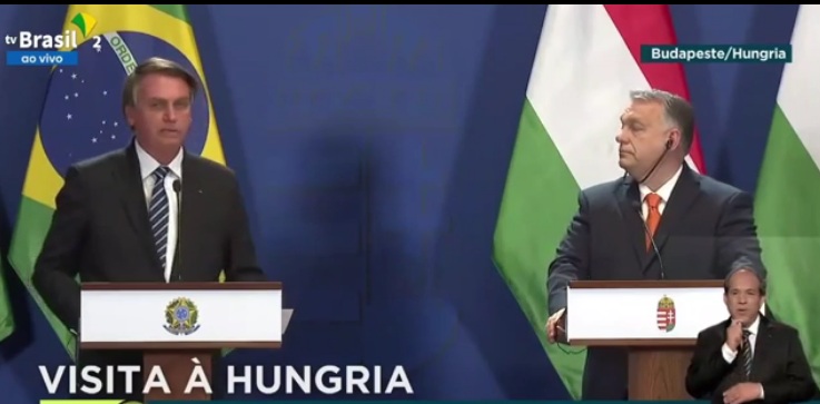 Bolsonaro diz que trocou informações com premiê da Hungria sobre guerra entre Rússia e Ucrânia