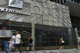 Petrobras registra lucro recorde de mais de R$ 100 bilhões em 2021