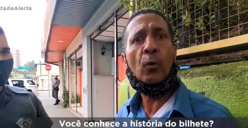 VÍDEO: Idosa é sequestrada pela quadrilha do Pix e perde R$ 3 mil, e criminoso debocha