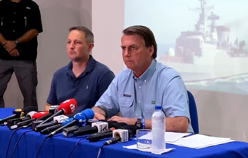 [VÍDEO] Bolsonaro diz que Brasil tem posição neutra: "Ninguém é a favor da guerra"