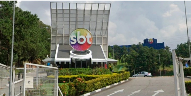 Silvio Santos coloca SBT à venda; veja o valor