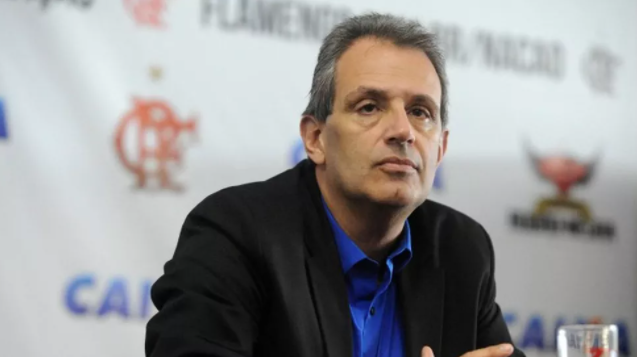 Dirigente de grande clube brasileiro é condenado a pagar R$ 50 mil para ex-treinador