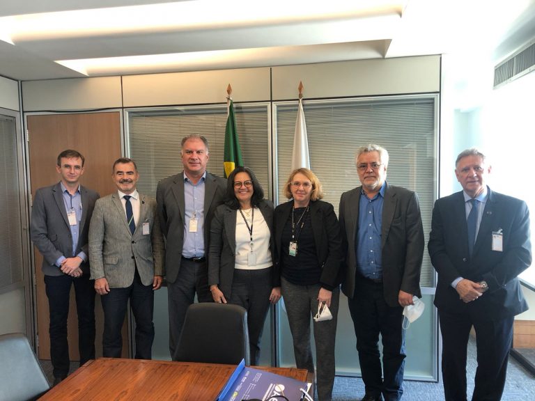 Diretor do CTGAS-ER e ISI-ER debate estratégias em transmissão energética em reunião na ANP