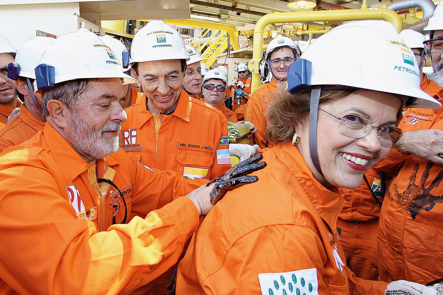 Lula faz ataques seletivos a Petrobras e Congresso e ignora escândalos sob PT