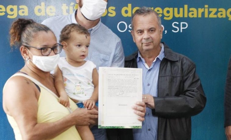 Rogério Marinho anuncia apoio a regularização de 5,8 mil moradias de famílias de baixa renda no RN