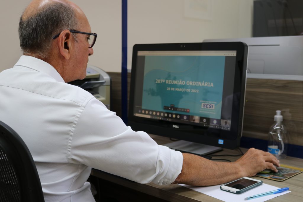 Diretor da FIERN participa de reunião do Conselho Nacional do SESI