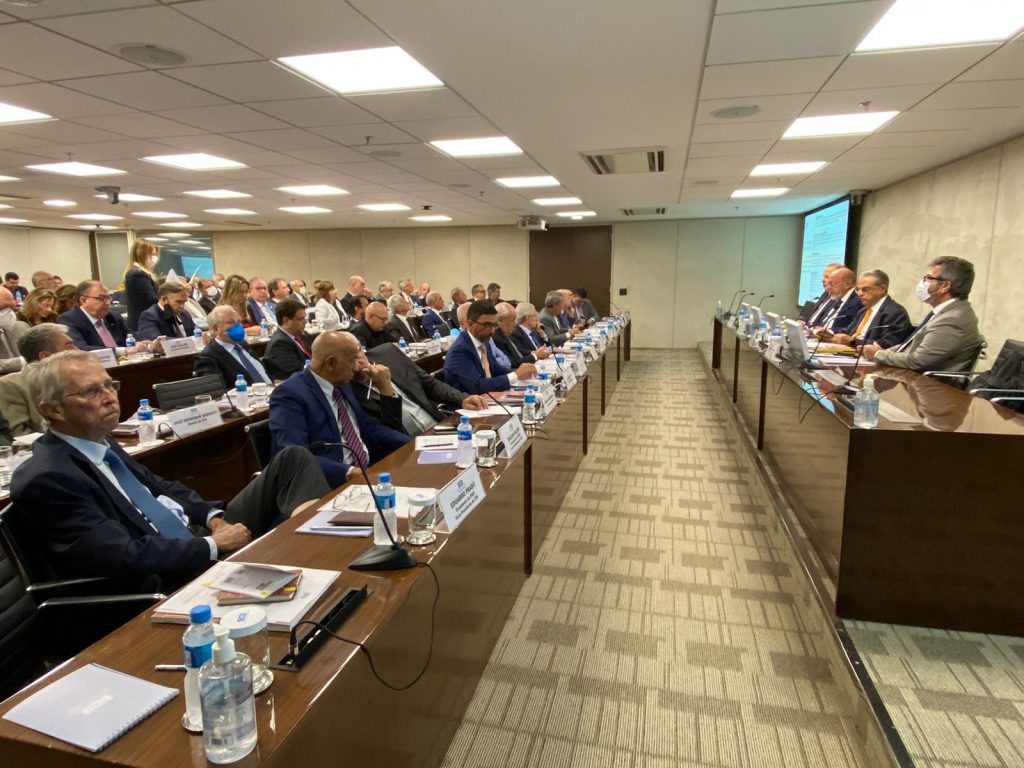 Presidente da FIERN participa da reunião de Diretoria da CNI