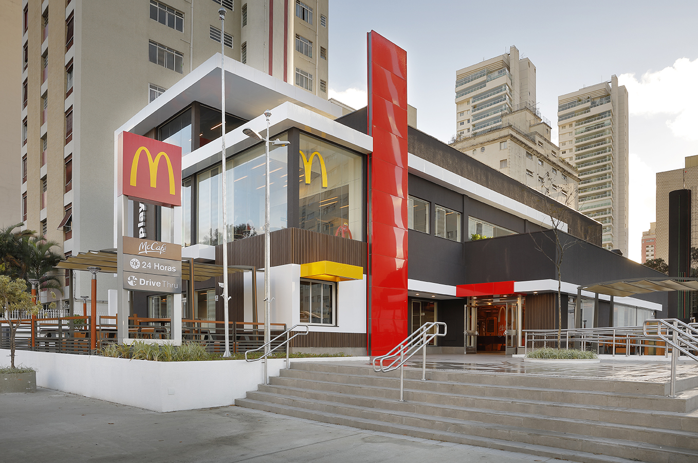 McDonald’s anuncia a abertura de 40 vagas de emprego em Natal e Mossoró