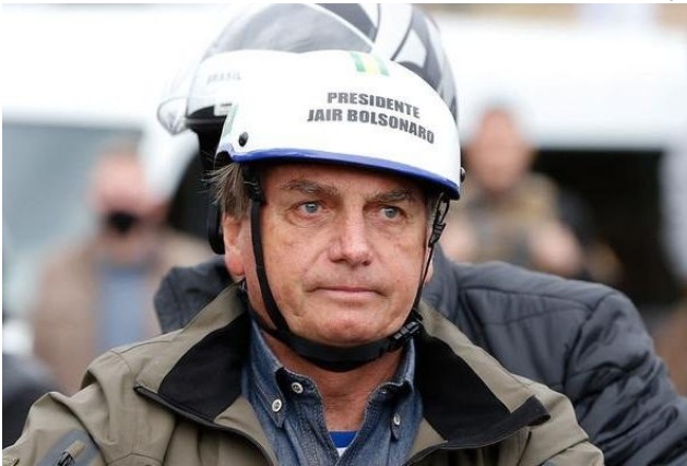 VÍDEO: Bolsonaro participa de motociata em SP