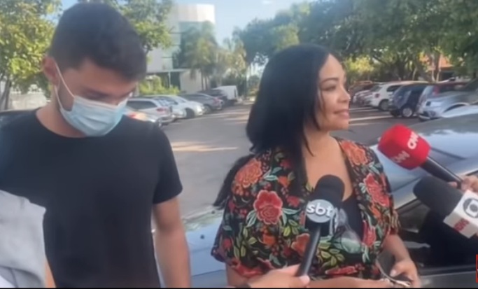 VÍDEO: Mãe de jornalista esfaqueado sonhou com anjo antes do crime e antecipou passagem para encontrar com ele