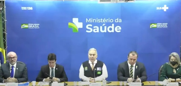 'Covid não vai acabar e precisamos conviver com o vírus', diz Queiroga