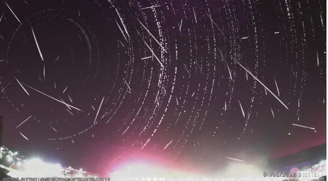 VÍDEO: Estação flagra mais de 300 meteoros no céu do Brasil