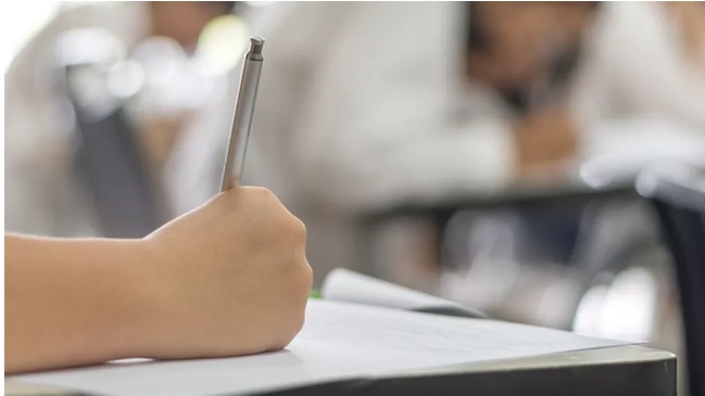 Mais de 120 concursos públicos abertos com salários de até R$ 30 mil; veja oportunidades