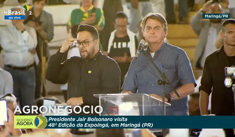 Bolsonaro diz que Brasil vive ameaça de ‘comunização’ e volta a questionar lisura das eleições