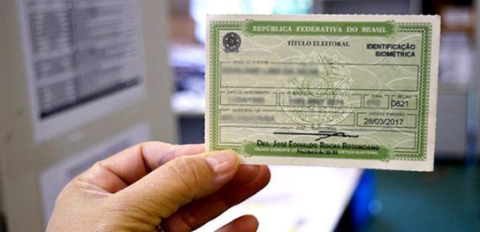 Garota de 15 anos recorre ao STF para votar em Bolsonaro no 2º turno