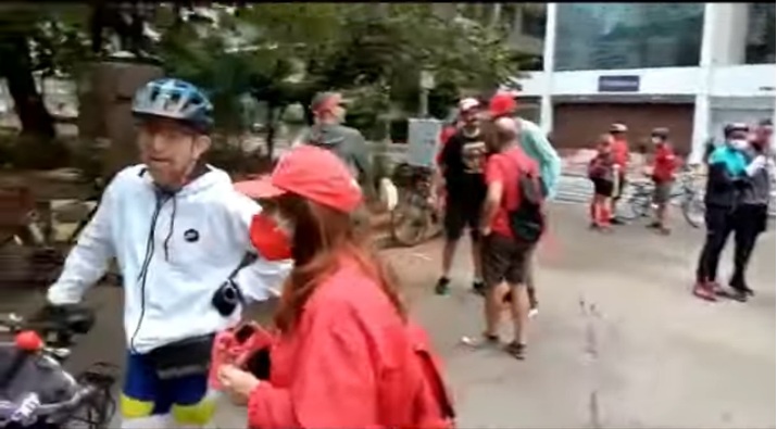 VÍDEO: Poucos ciclistas comparecem e evento 'PedaLula' é um fracasso