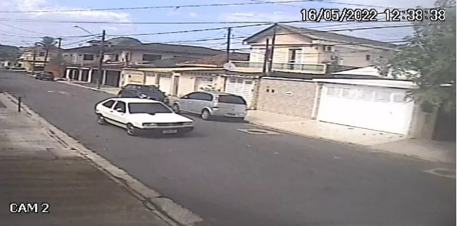 Casal cai em golpe do carro do ovo e sofre prejuízo de R$1.016