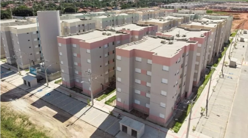 Madrasta é presa por jogar enteado de 6 anos do 4º andar