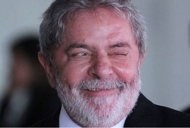 Vinhos de R$ 5 mil e presente de bilionário: o luxo de Lula