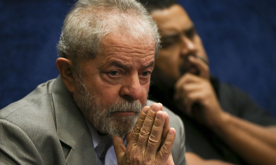 "Imagino que Bolsonaro não dormiu ontem à noite", diz Lula após resultado da pesquisa Datafolha