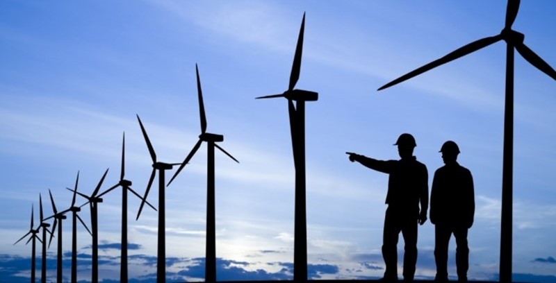 Setor de energias renováveis é apontado por jovens e profissionais com nível superior como potencial para gerar empregos