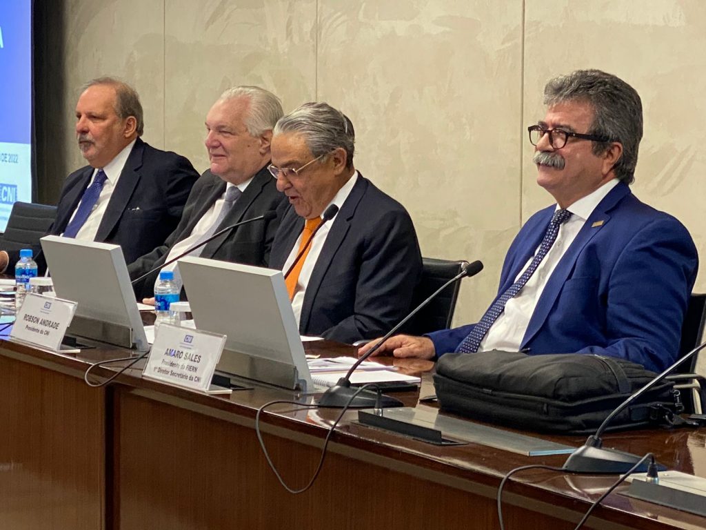 Durante reunião da CNI, presidente da FIERN destaca que SESI Escola SGA é referência pelo ensino de qualidade