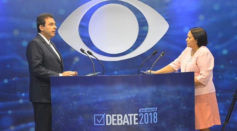 Carlos Eduardo resgata slogan e se apropria de lema usado por Fátima contra ele em 2018